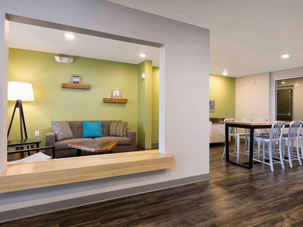 Extended Stay America Select Suites - Deerfield Beach Interior photo